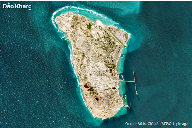 Ông Trump nói bom của Mỹ đã "phá hủy" các mục tiêu quân sự trên đảo Kharg.